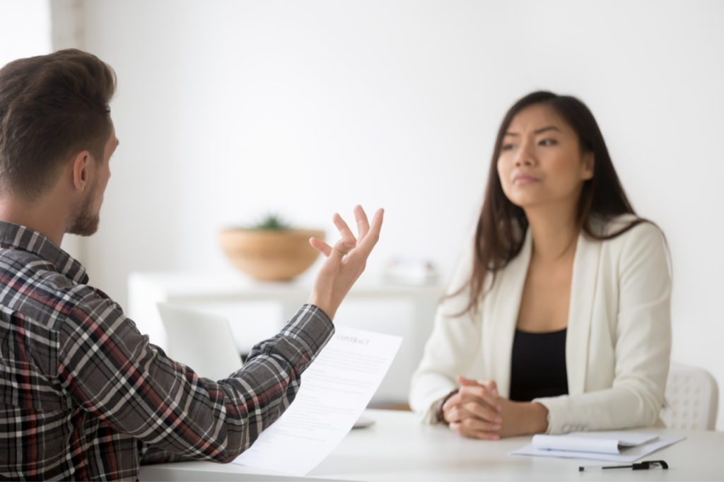 Saiba como lidar com clientes difíceis!